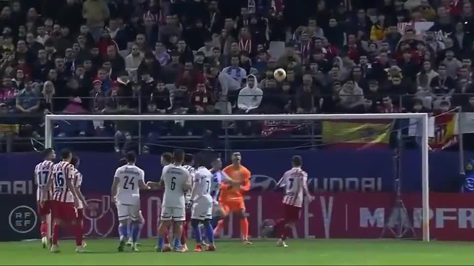 NBA新秀观察：状元秀首战表现亮眼,