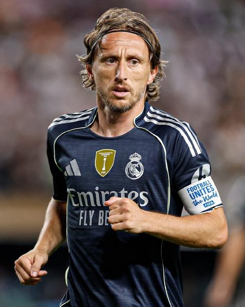 博主：大连英博与外援拉布亚德解约